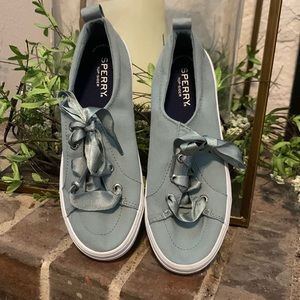 Sperry Size 6 Teal sneakers